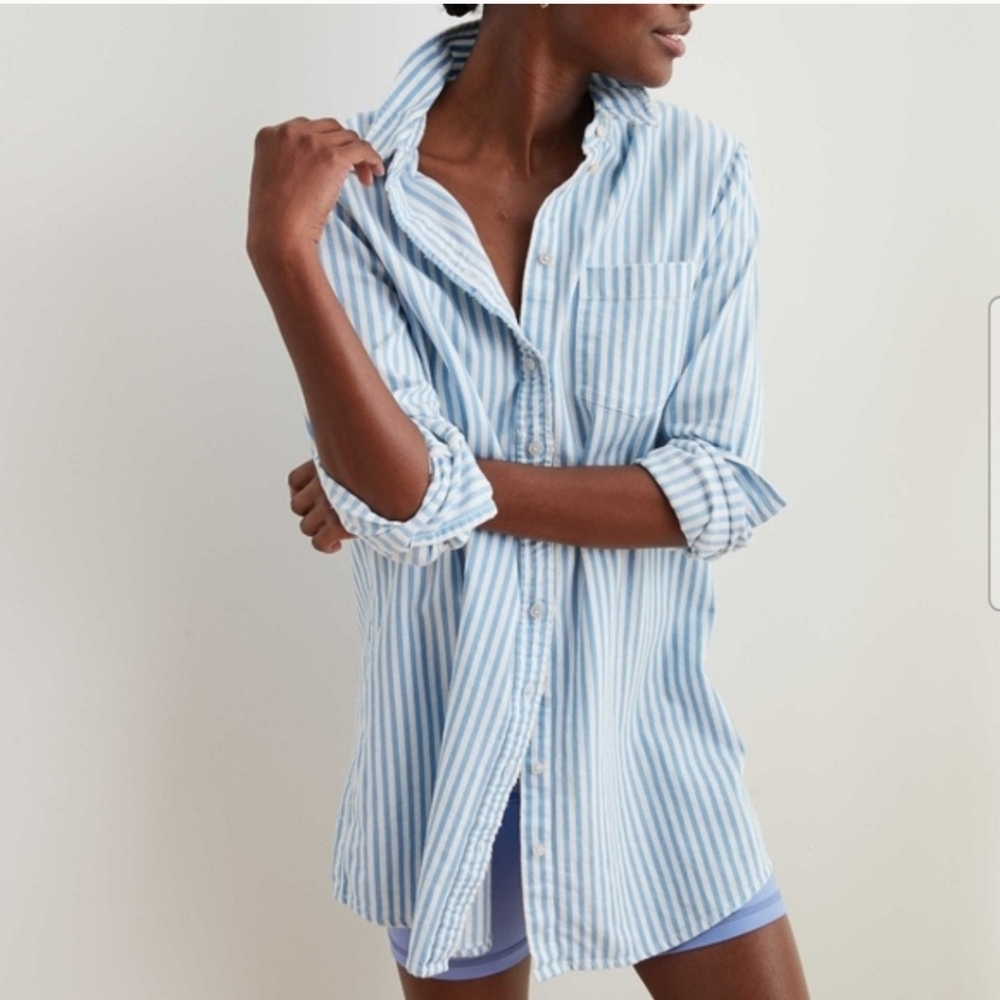 Aerie Blue and White Striped Button-Up Shirt XS